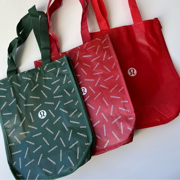 lululemon athletica Handbags - Lululemon reusable bag lot small